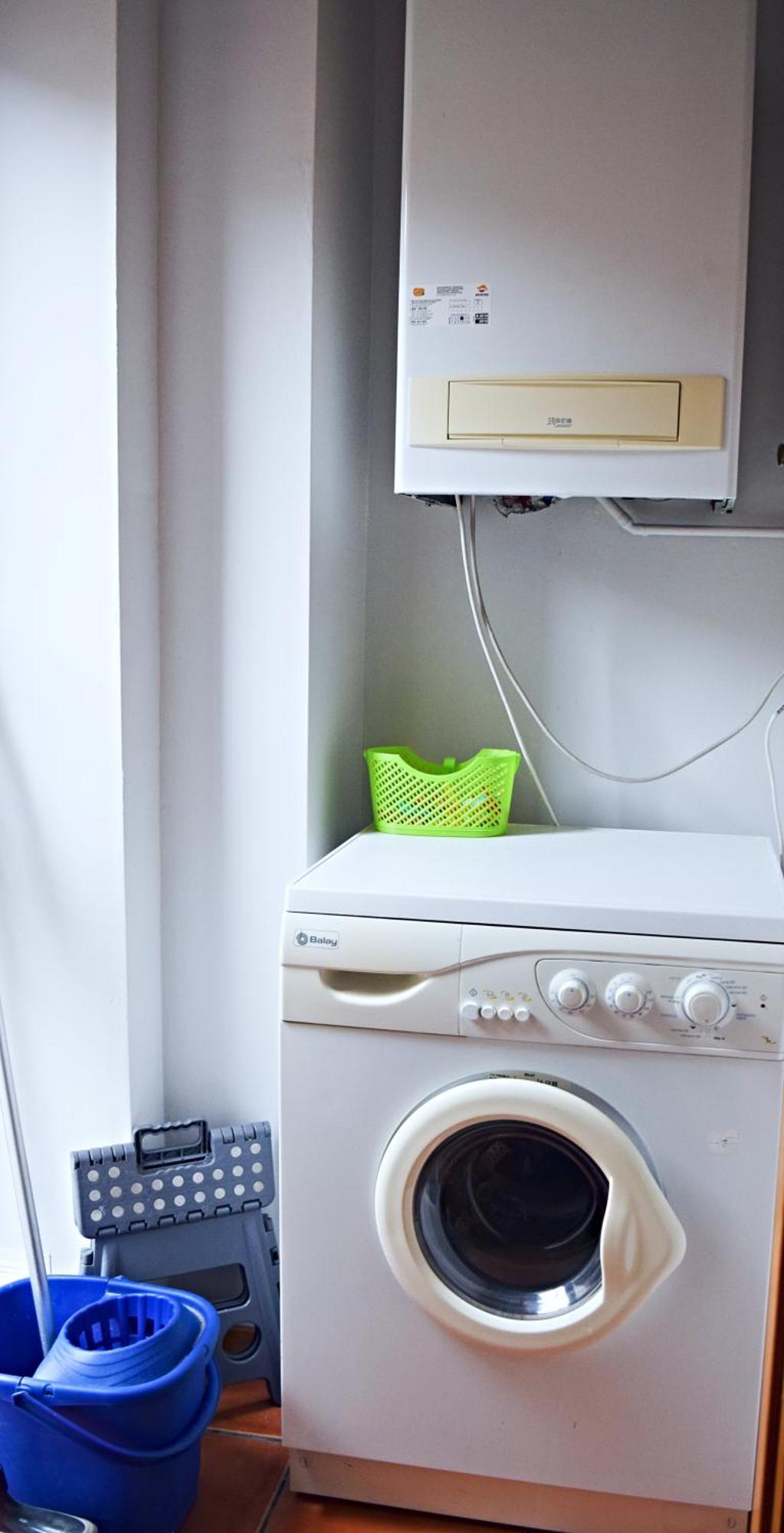エステリ・ダネウApartamento Casovallアパートメント エクステリア 写真