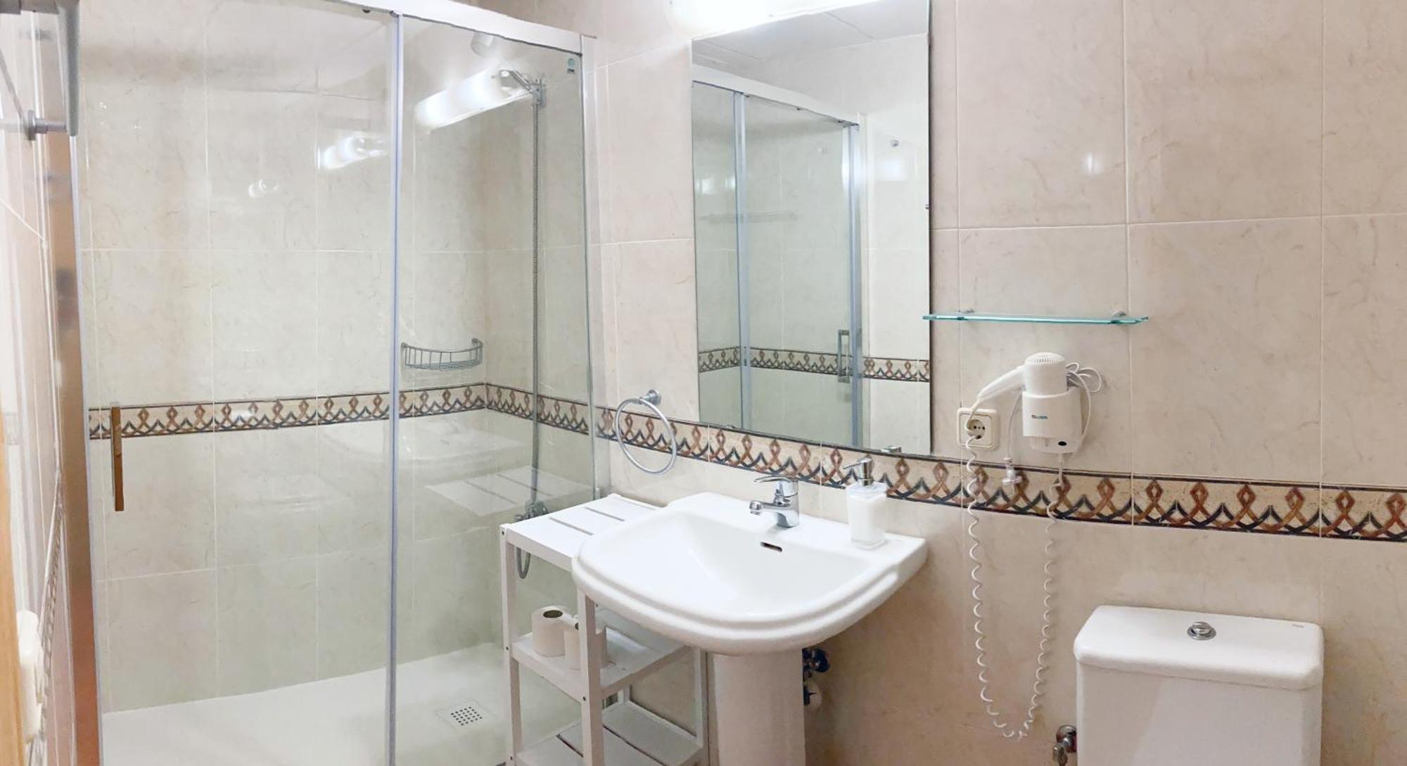 エステリ・ダネウApartamento Casovallアパートメント エクステリア 写真